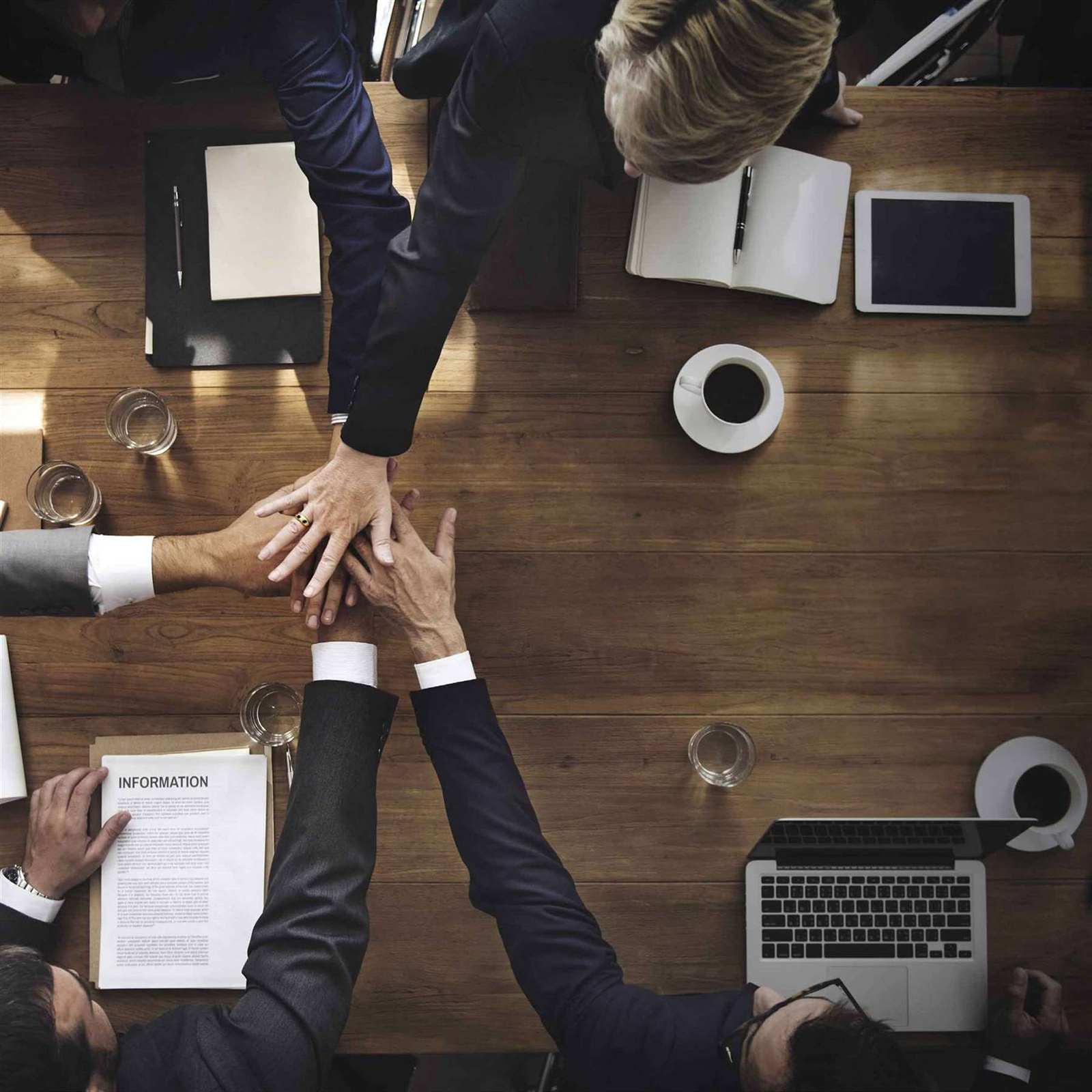 Business documentation scene supporting the Commercial and Legal Support section