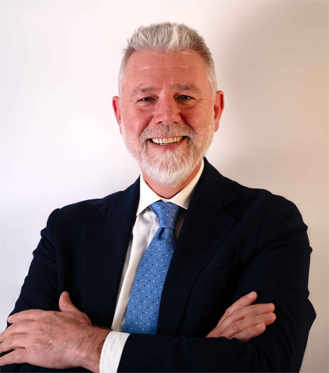 Antonio Tramet, Sales Director